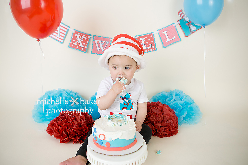 Cat in the Hat Cake smash