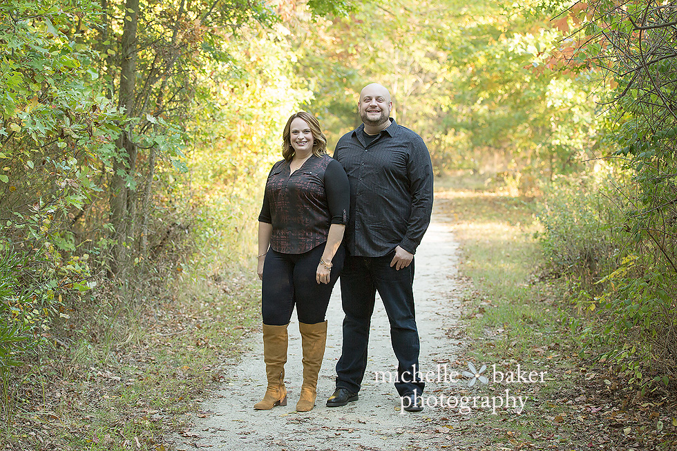 Adult sibling photo in Moorestown park