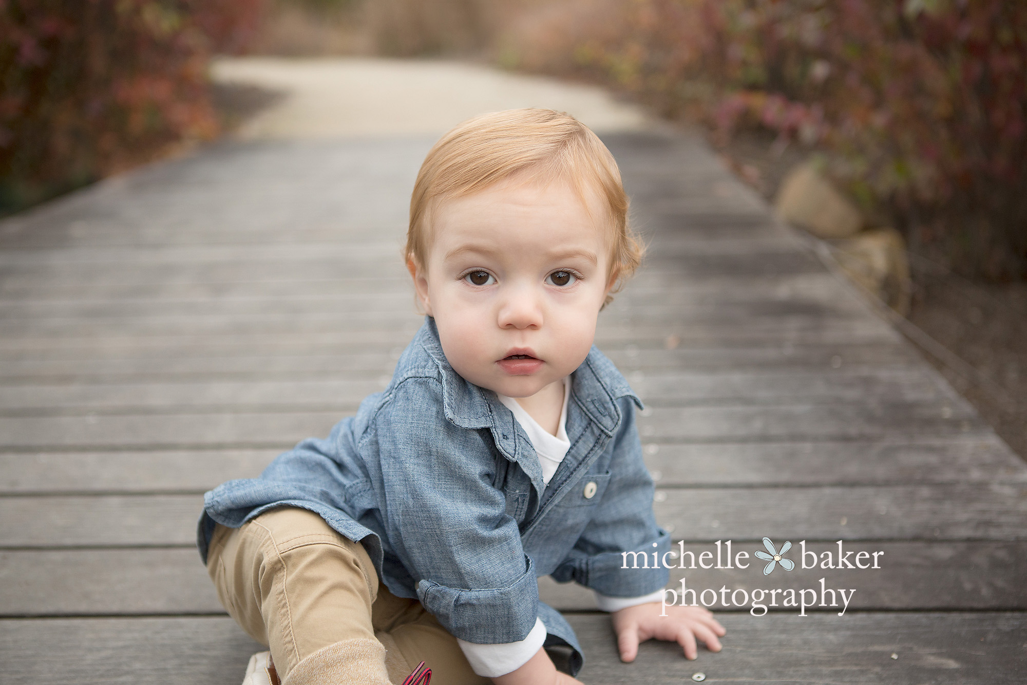 1 year old session outdoors